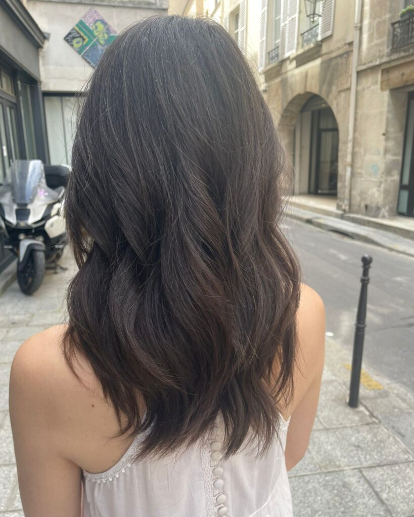 Coupe et Brushing by Woody Saeïé