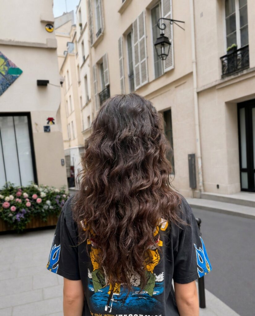 Coupe et Brushing by Woody Saeïé