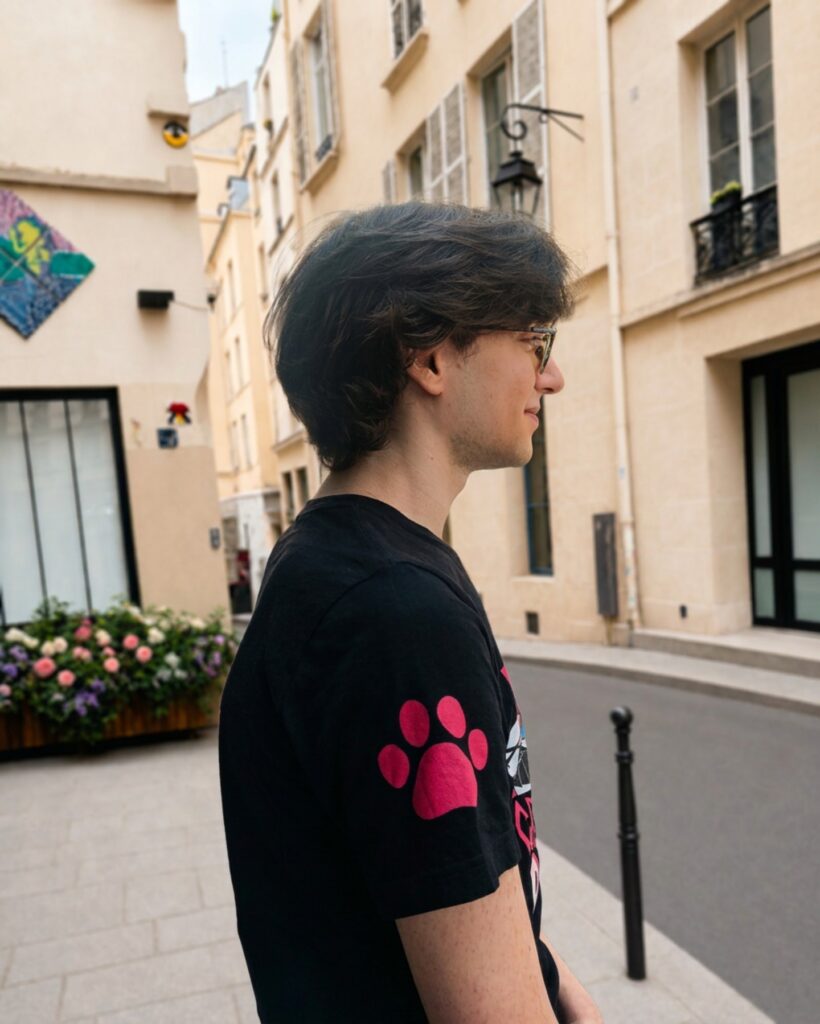 Coupe et Coiffage by Woody Saeïé
